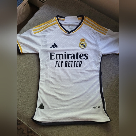Men's Real Madrid Vini Jr. Jersey - Picture 2 of 2